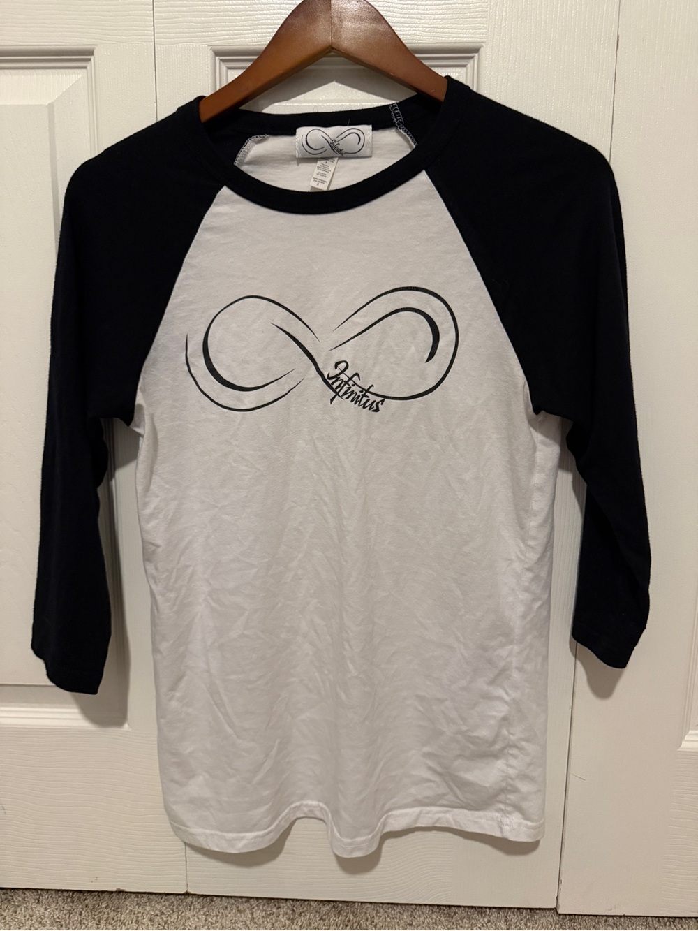 Infinitus Raglan Long Sleeve Tee